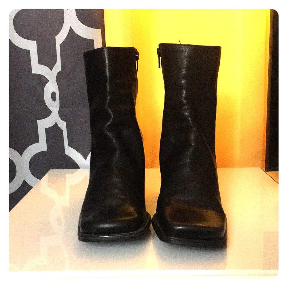 Nine West-Square toe ankle botties
